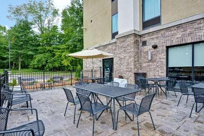Hampton Inn & Suites Ashland