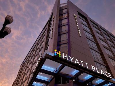 Hyatt Place Arlington Courthouse