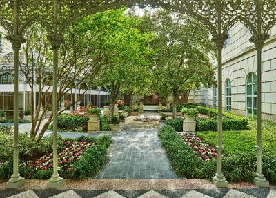 Hotel Crescent Court