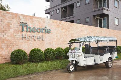Theorie Hotel Sukhumvit 107