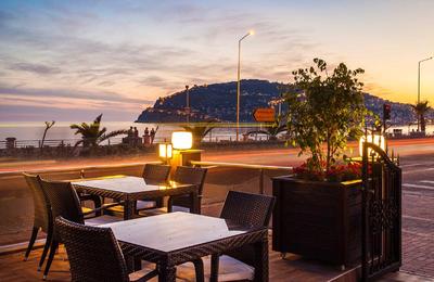 Parador Beach Hotel
