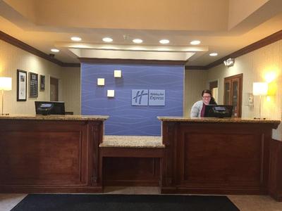 Holiday Inn Express and Suites Howell