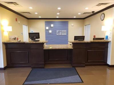 Holiday Inn Express and Suites Cambridge