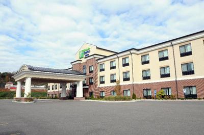 Holiday Inn Express and Suites Cambridge