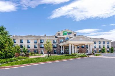 Holiday Inn Express and Suites Colorado Springs Fi