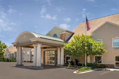Holiday Inn Express and Suites Annapolis