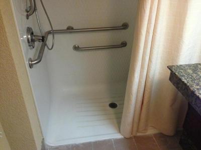 Holiday Inn Hotel and Suites Huntington Civic Aren