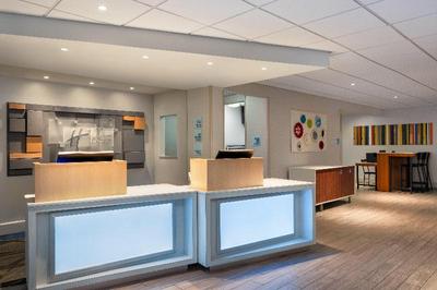 Holiday Inn Express Tallahassee I 10 E