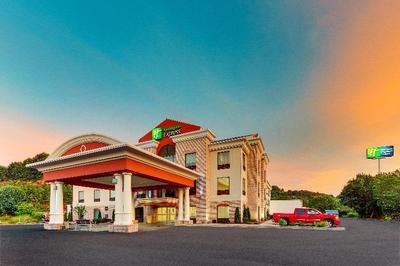 Holiday Inn Express and Suites Corbin