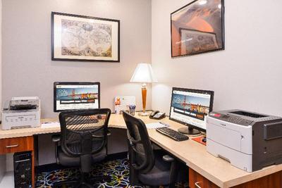 Holiday Inn Express and Suites Alamosa