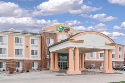 Holiday Inn Express and Suites Ames