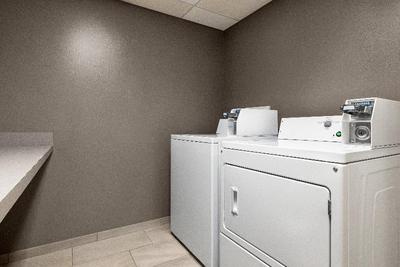 Holiday Inn Express and Suites Hagerstown