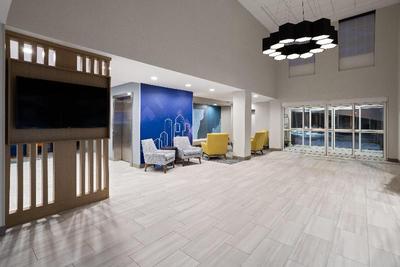 Holiday Inn Express and Suites Brattleboro