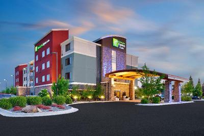 Holiday Inn Express and Suites Butte