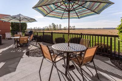 Holiday Inn Express and Suites Bowling Green