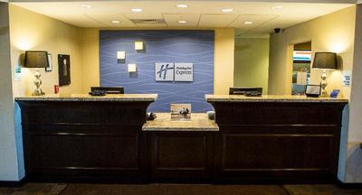 Holiday Inn Express and Suites Malone
