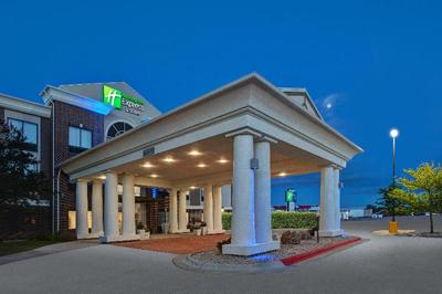 Holiday Inn Express and Suites Buffalo