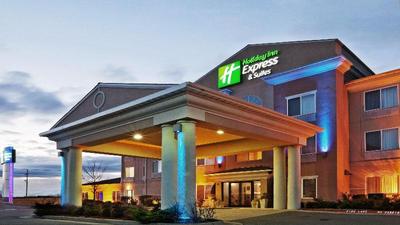 Holiday Inn Express and Suites Chickasha