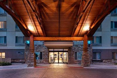 Holiday Inn Express and Suites Denver Airport
