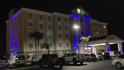 Holiday Inn Express and Suites Orlando South Daven