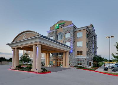 Holiday Inn Express and Suites San Antonio Brooks