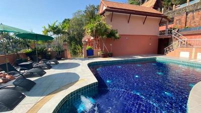 Baan Kongdee Sunset Resort by ZUZU