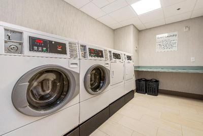 Holiday Inn Express and Suites Carrollton West