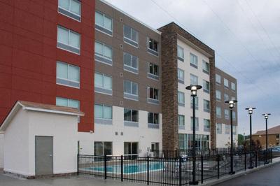 Holiday Inn Express and Suites West Memphis