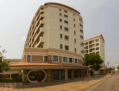 Lasalle Suites and Spa Hotel