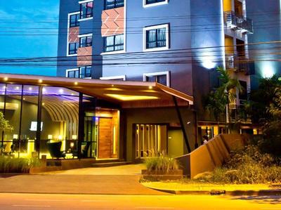 CoCo Hotel Bangkok