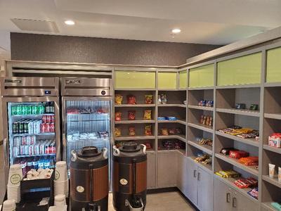 Holiday Inn Hotel And Suites-Decatur