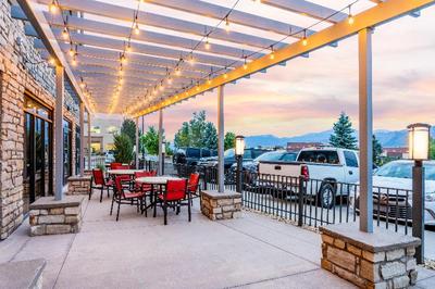 Holiday Inn Express & Suites Colorado Springs AFA