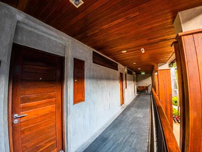 J4 Hotel Samui