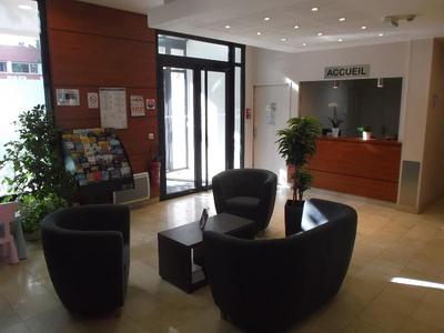 Sejours & Affaires Clermont Park Republique