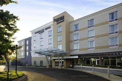 Fairfield Inn & Suites Louisville Northeast