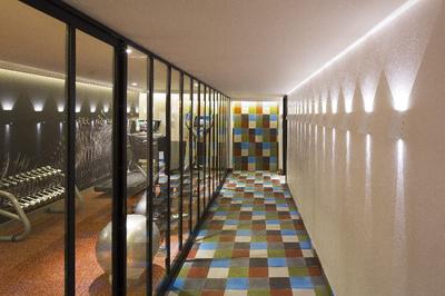 Hotel D