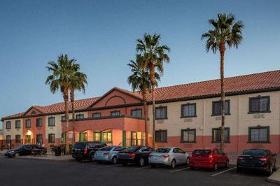 Baymont By Wyndham Phoenix I-10 Near 51st Ave