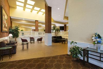 Days Inn & Suites By Wyndham Tallahassee Conf Cent