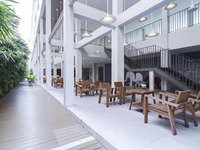 Chern Hostel