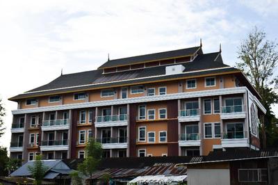 Peak Boutique City Hotel