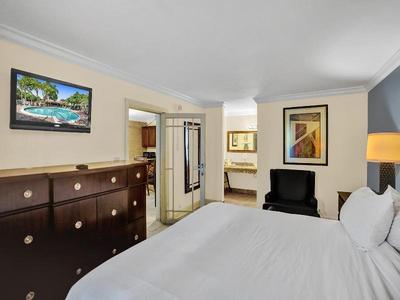 Fort Lauderdale Grand Hotel