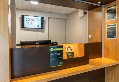 B&B HOTEL Aix En Provence Le Tholonet