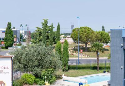 B&B Hôtel LYON Saint-Bonnet Mi-Plaine