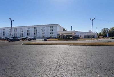 Motel 6