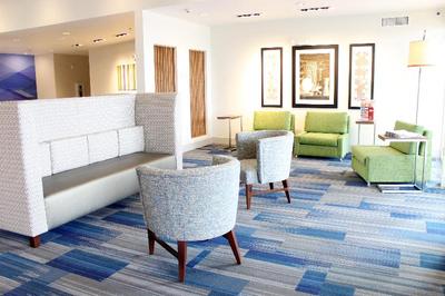 Holiday Inn Express & Suites Moses Lake