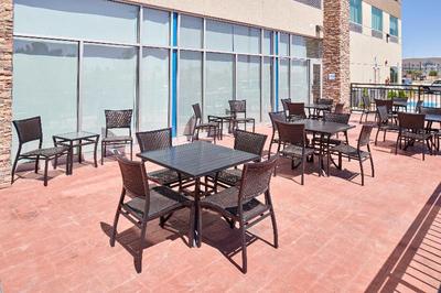 Holiday Inn Express & Suites El Paso East-Loop 375