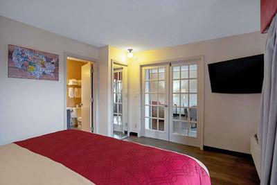 Quality Inn Frontier at U.S. Hwy 30