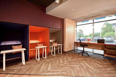 Tru by Hilton Louisville Airport