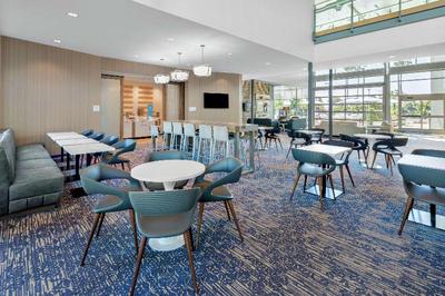 Hampton Inn & Suites S Diego Airport Liberty Stati