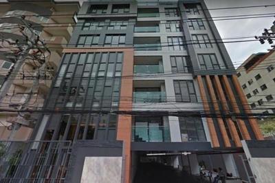 Dazzle Sukhumvit 7